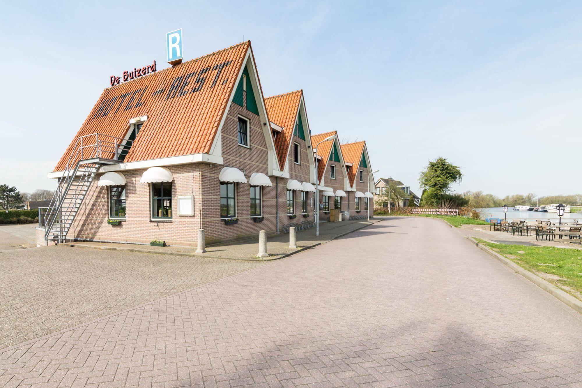 Hotel Restaurant De Buizerd Langedijk Εξωτερικό φωτογραφία