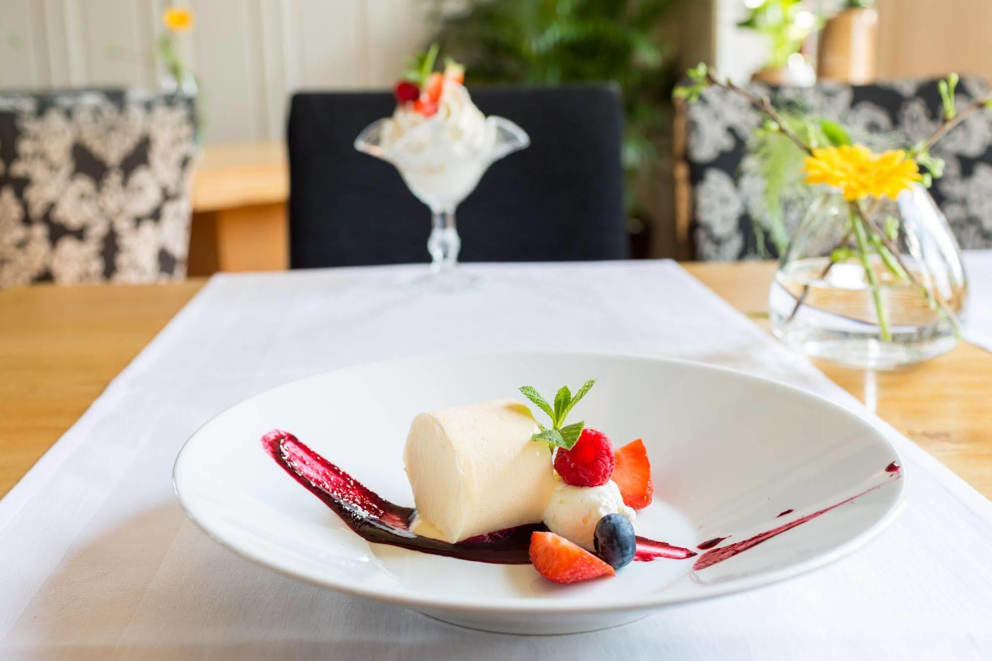 Hotel Restaurant De Buizerd Langedijk Εξωτερικό φωτογραφία